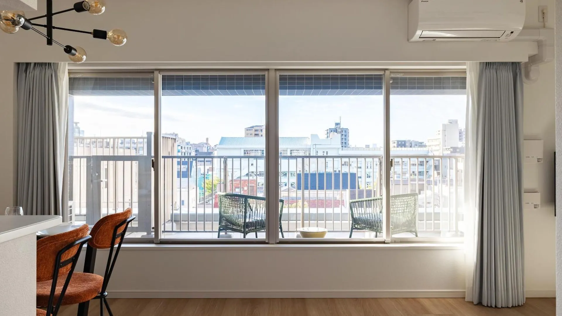 Dash Living Asakusa East Tokyo Apartment