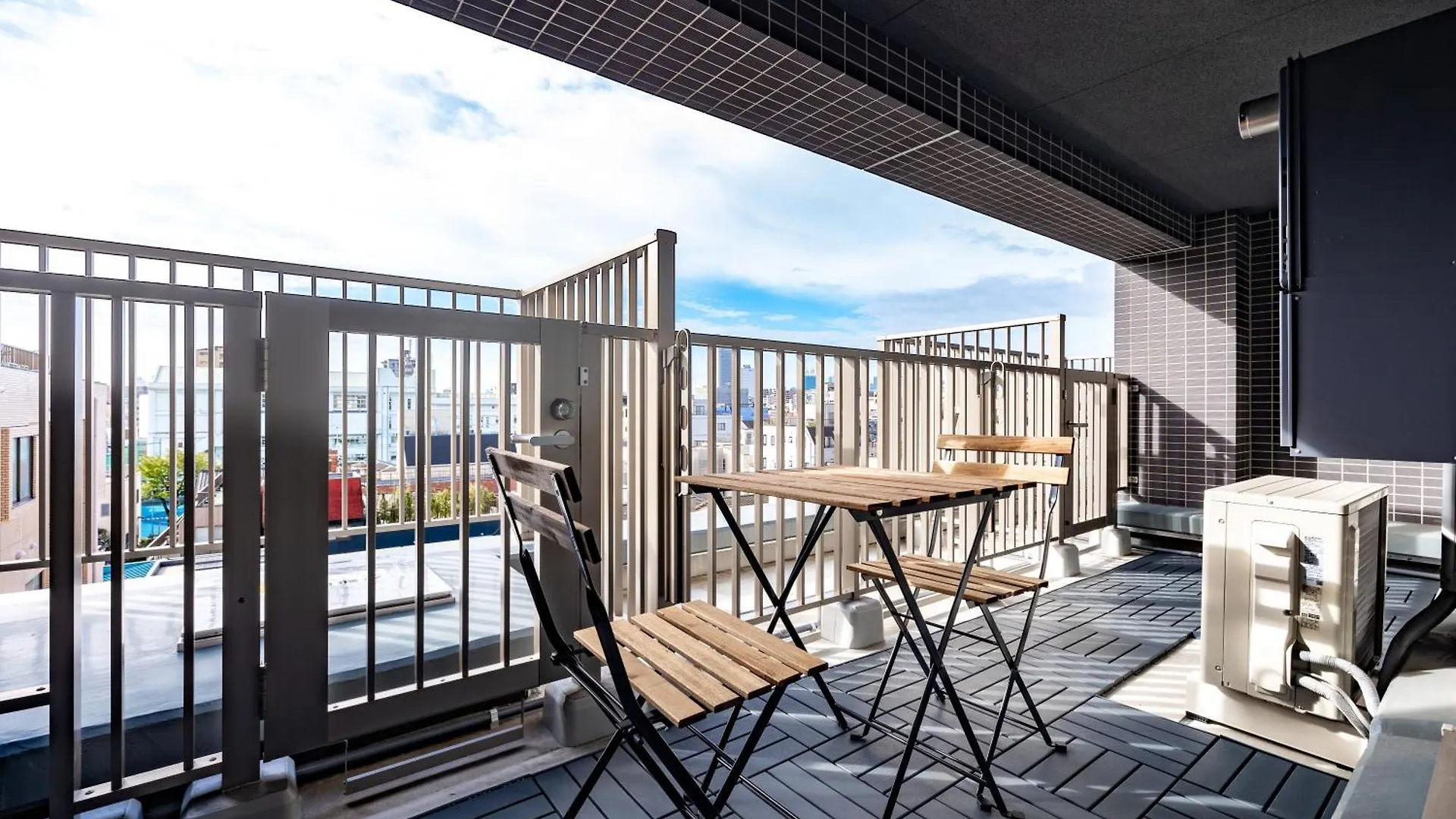 Dash Living Asakusa East Tokyo Apartment